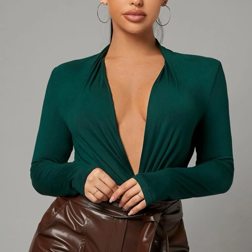 Solid Ruched Plunging Neck Tee